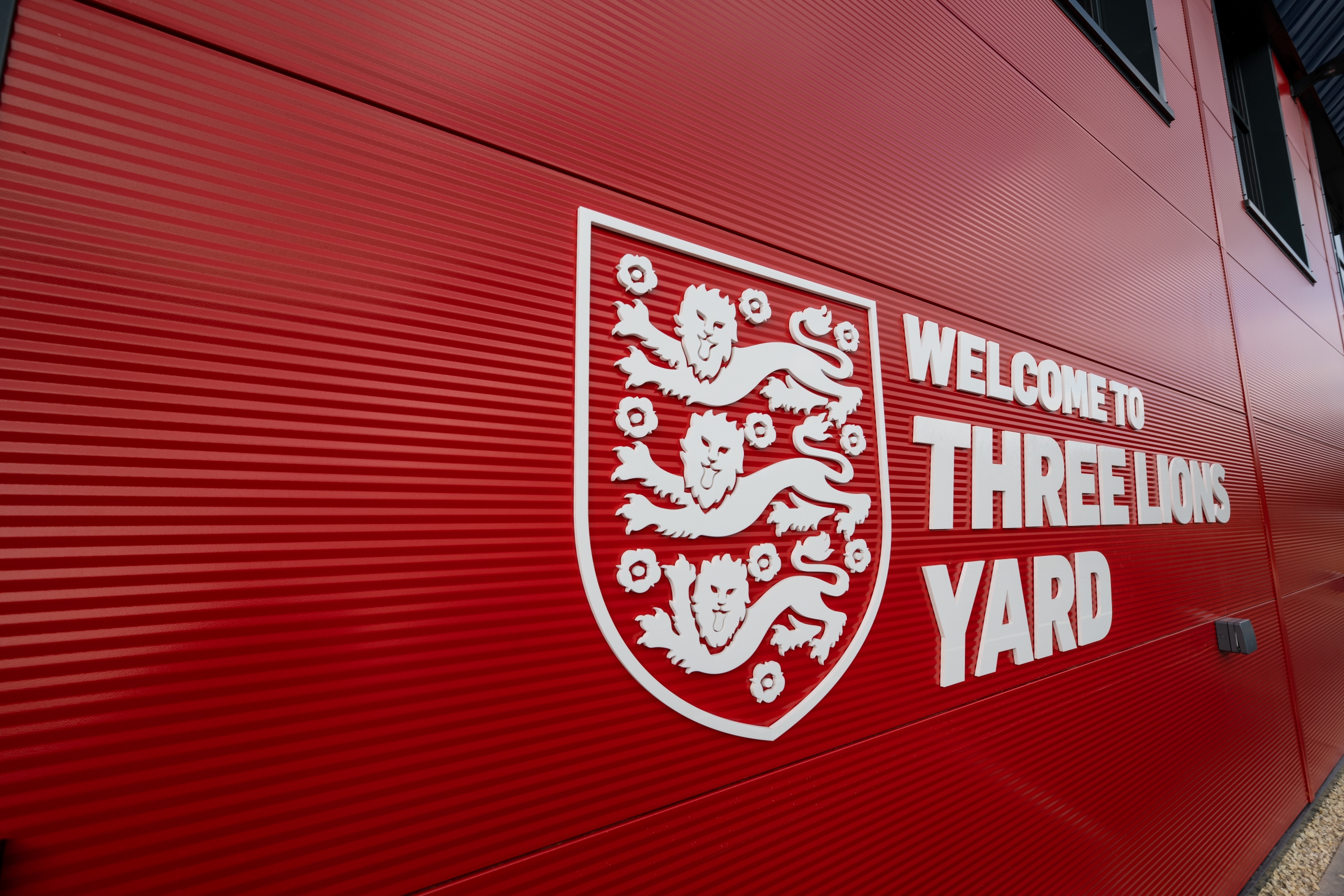 Welcome to Three Lions Yard